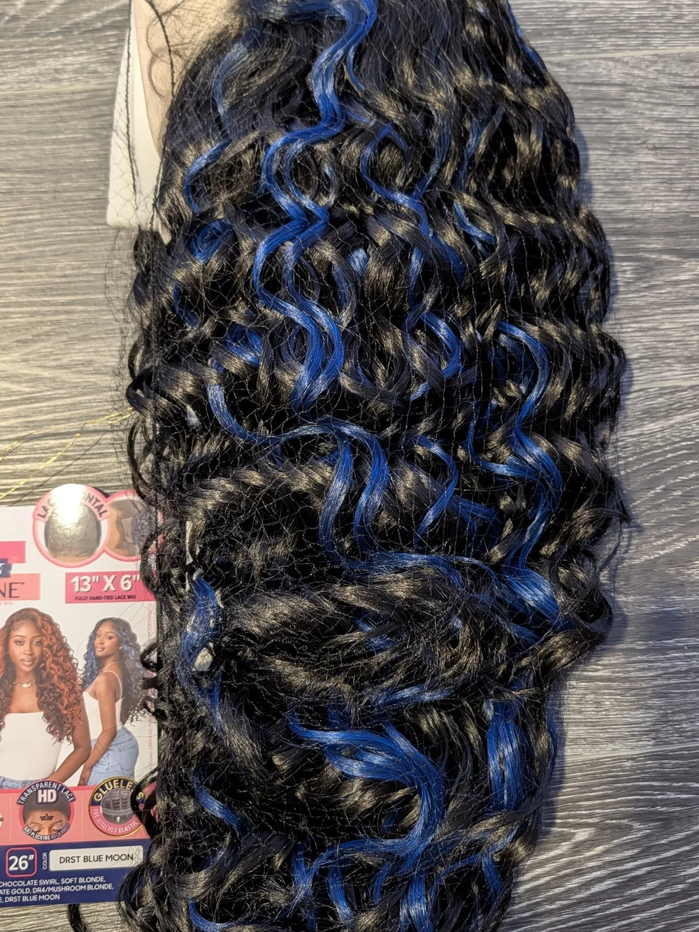Outre HD Lace Frontal Wig Perfect Hairline Glueless Hand-Tied 13X6 Lace Wig